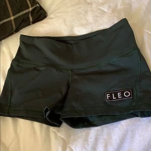 fleo shorts